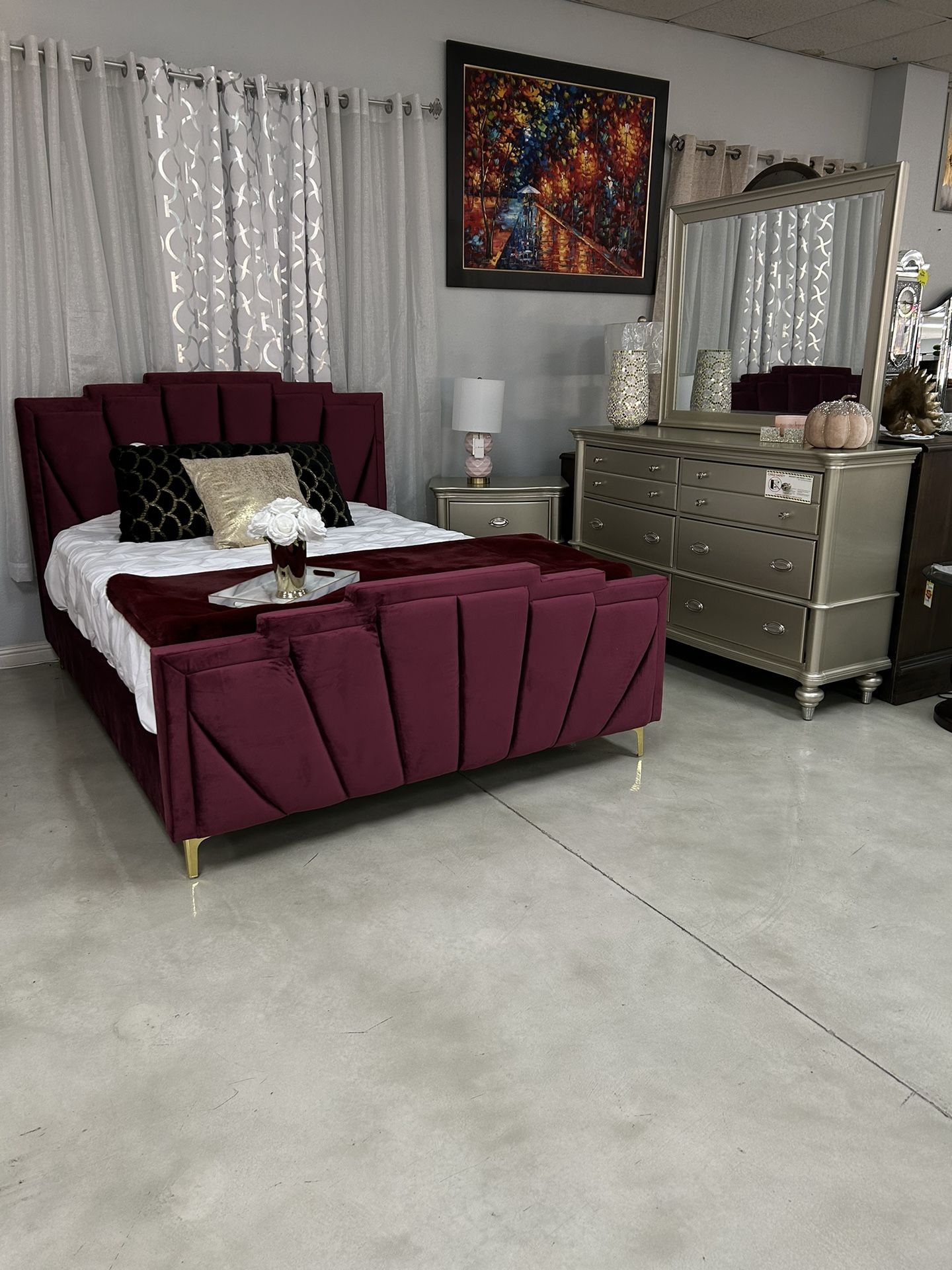4PC Queen Bedroom Set (( Take It Home 🏡With $10 Down ))