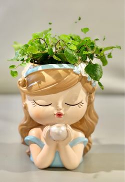 Elegant Girl Wishing Upon  Pearl Planter with Button Fern