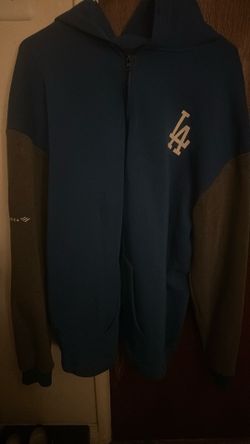 Men’s dodger sweater