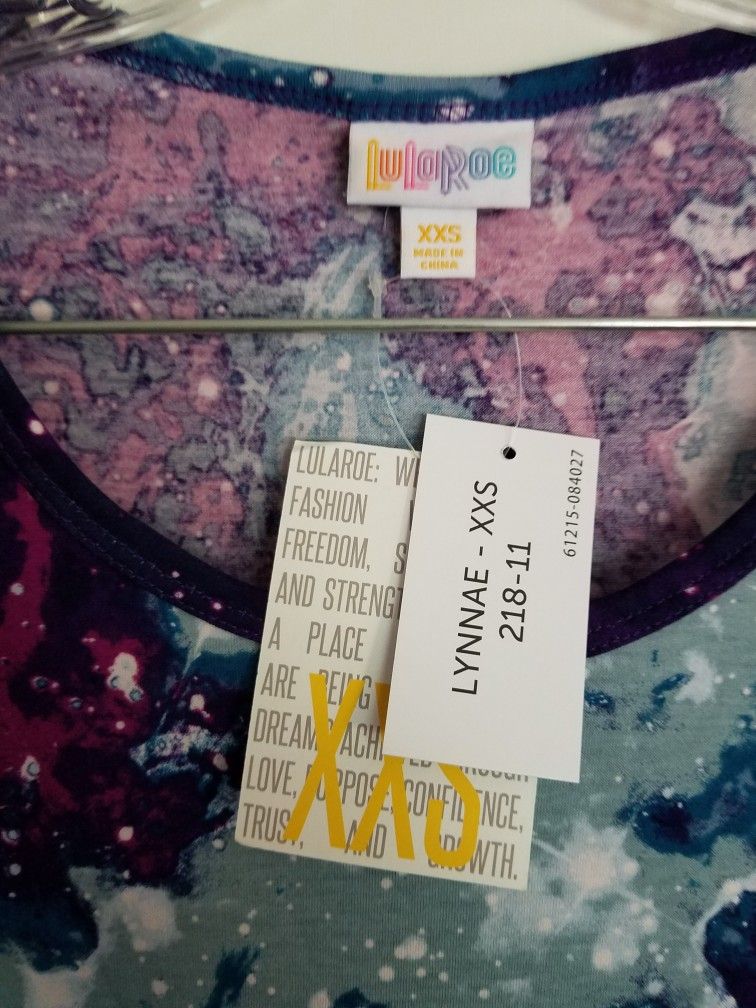 LULAROE FASHION TOP