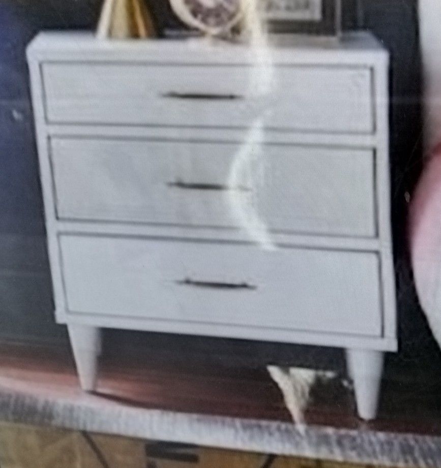 3 Drawer Nightstand