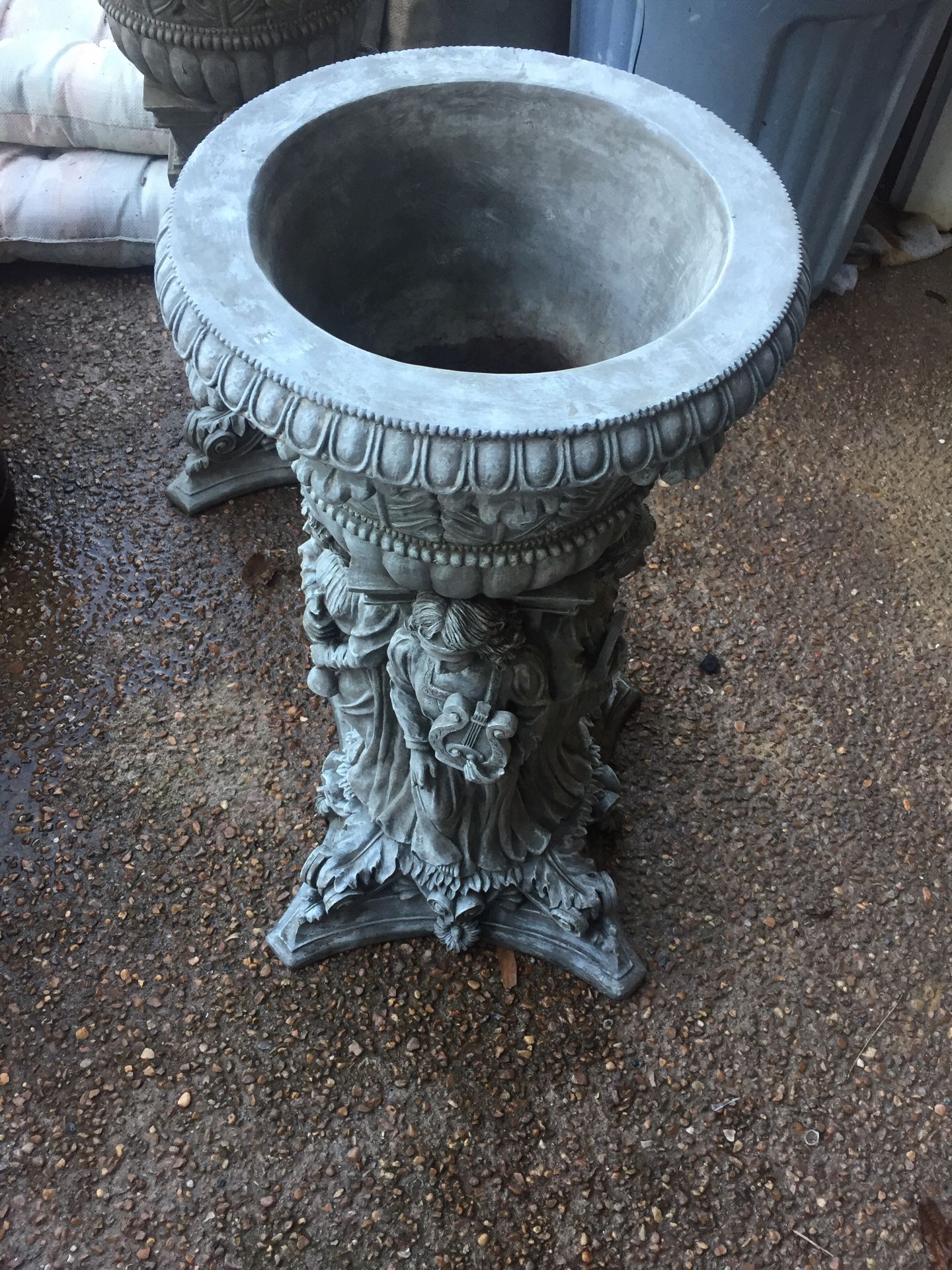 Indoor or Outdoor flower pot