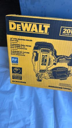 DEWALT 20V XR 15° COIL ROOFING NAILER tool only