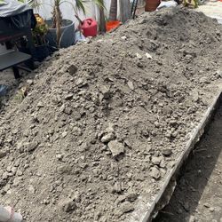FREE DIRT — DON’T DELAY, DON’T PAY, JUST HAUL IT AWAY!
