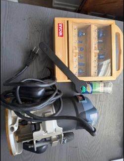 Professional Wood Router + Complete Router Bit Set — Excellent Condition