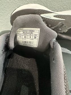 Brooks Revel 4 women’s shoes size 11