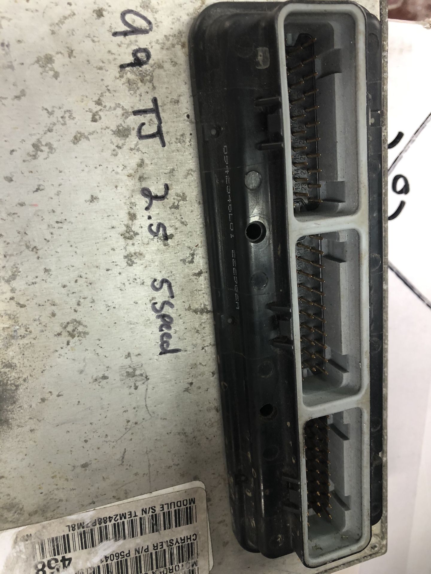 Ecm 1999 Jeep Tj Four-cylinder stick shift/manual trans