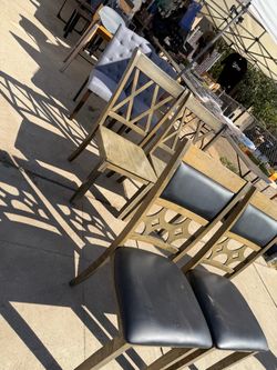 2 set chairs
