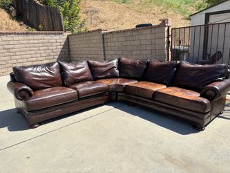 Free Bernhardt leather sectional sofa