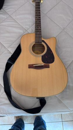 Yamaha Guitar
