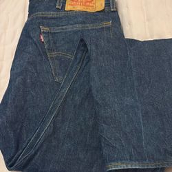 Levi’s 501 Size 38*32 Used $10