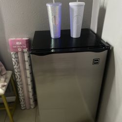 RCA Mini Fridge