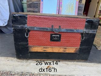 Small vintage trunk