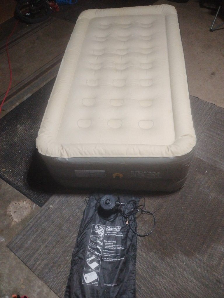 Coleman Luxury Twin Double High Blow Up Mattress