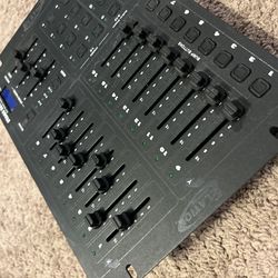 American DJ Stage Setter 8 - 16 Channel DMX Controller