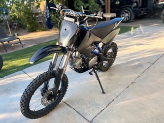 Dirt bike Apollo rfz black and blue