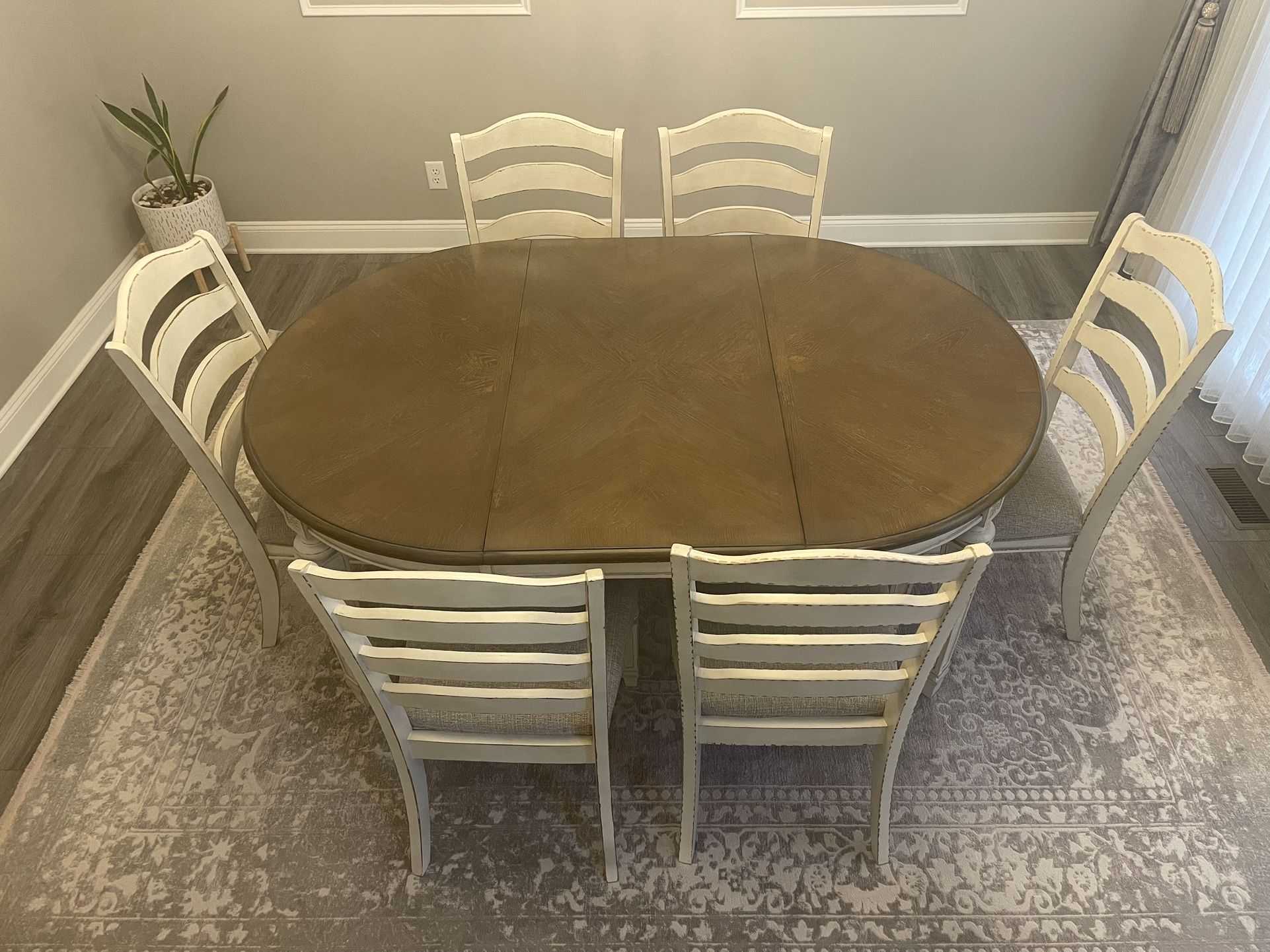 Dining Table With Chairs 