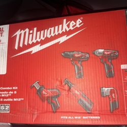 Milwaukee Set 