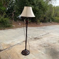 Floor lamp