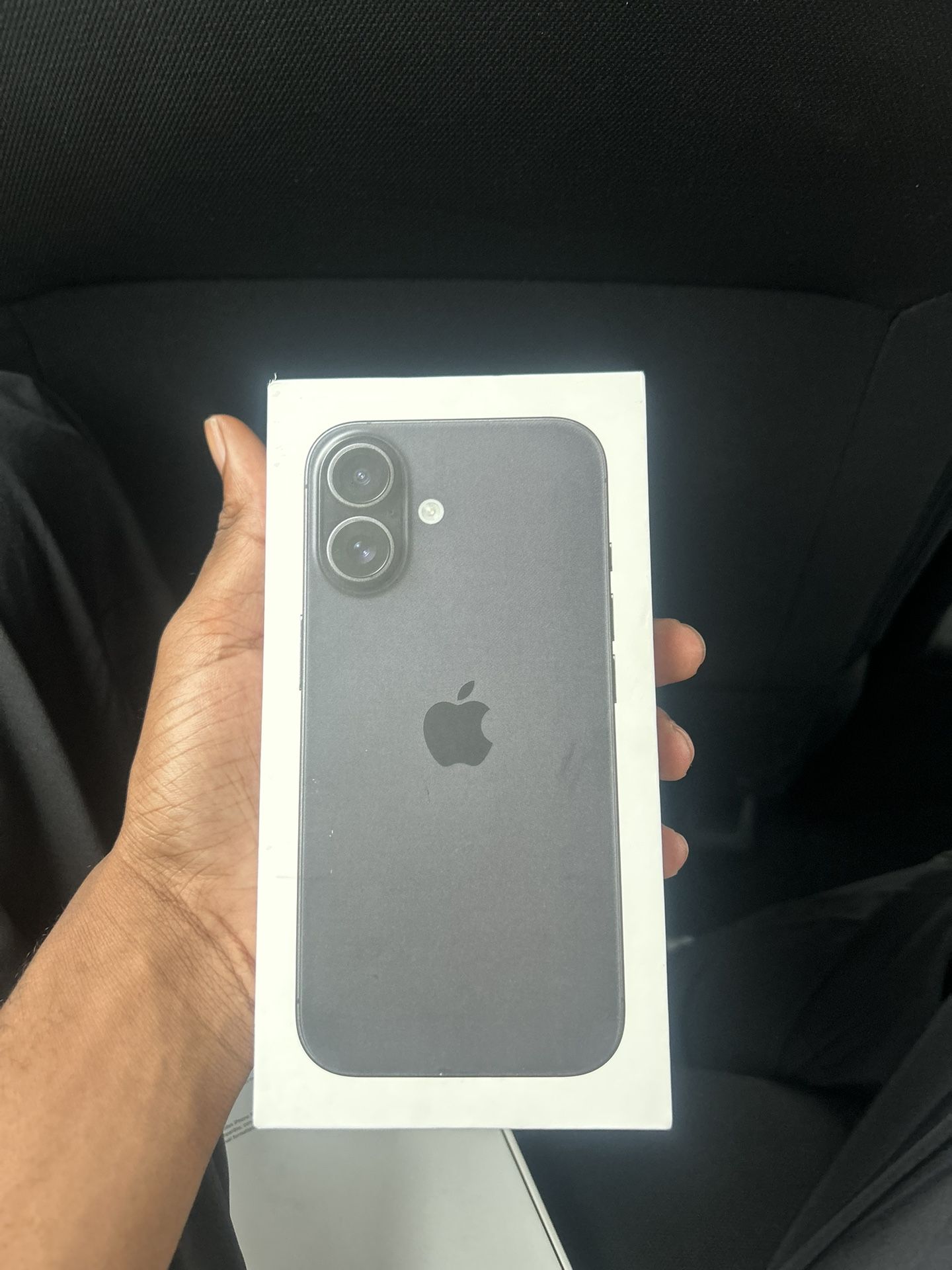 IPHONE 16
