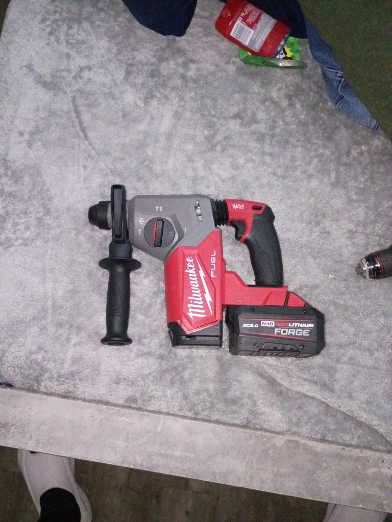 Milwaukee Concrete Drill