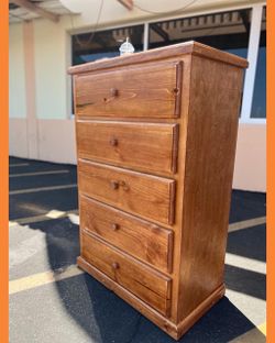 5 drawers dresser / Five drawers dresser / Cajonera / Comoda