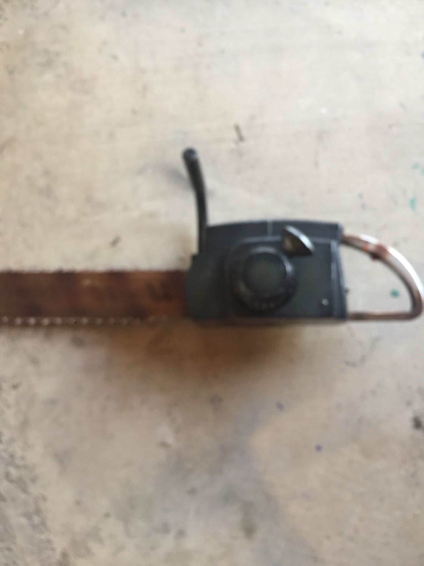 Plastic chain saw Halloween Prop
