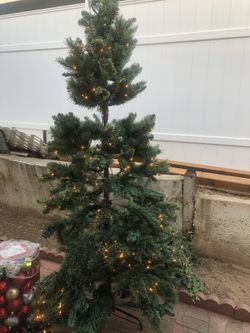Christmas Tree Ornaments And Christmas Lights