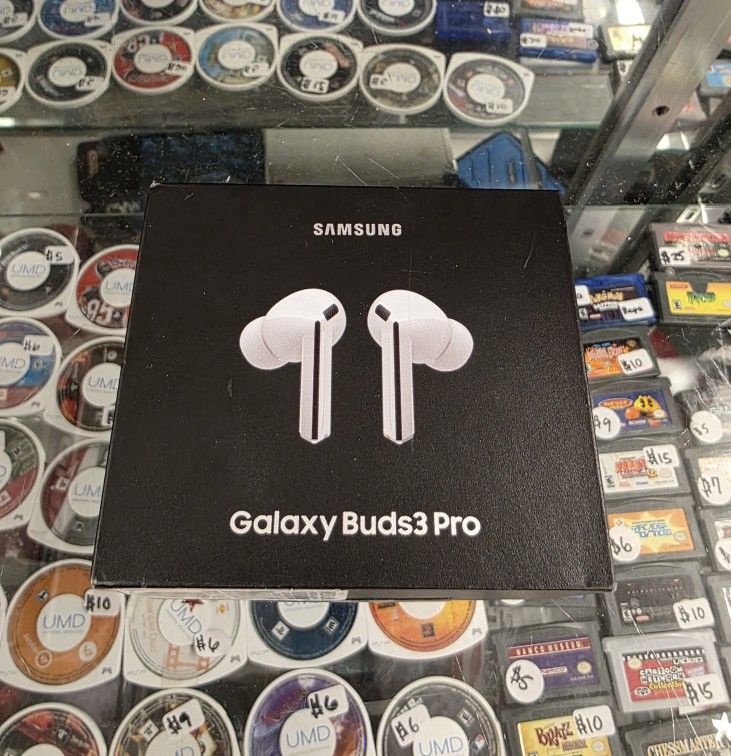 Samsung Galaxy Buds 3 Pro AI True Wireless Noise Cancelling Earbuds - White