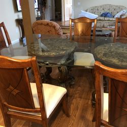 7 pieces dinning table