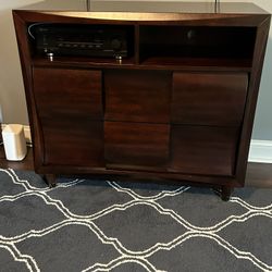 Matching Media Room (3 Pieces)