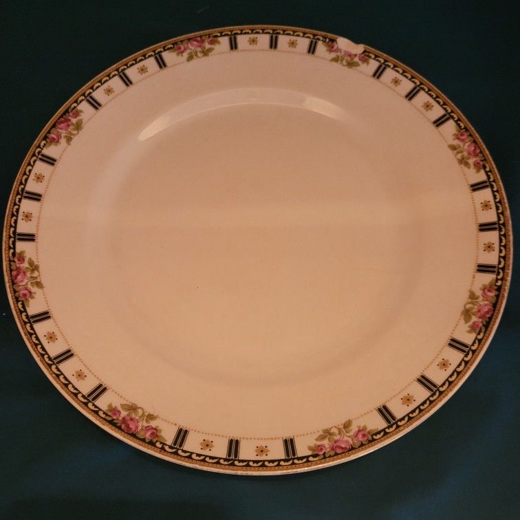 CLEVELAND CHINA USA S.H.B. Co. Bridal Pattern Rose with 18K Gold Trim Serving Plate