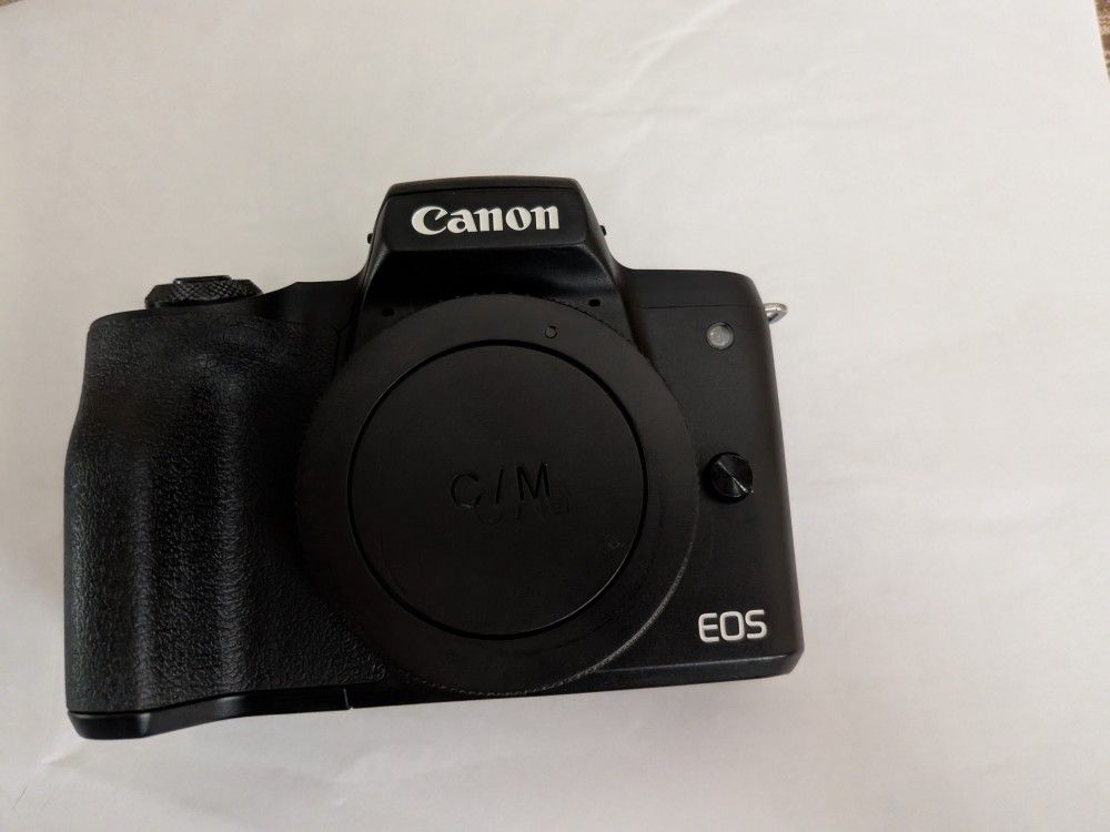 Canon EOS M50 Mirrorless Camera