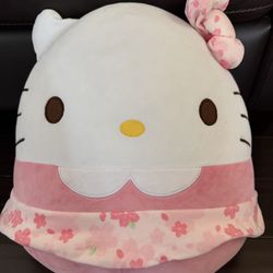 Hello Kitty Sanrio Squishmallow