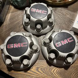 GMC 3 Wheel Center Hub Cap