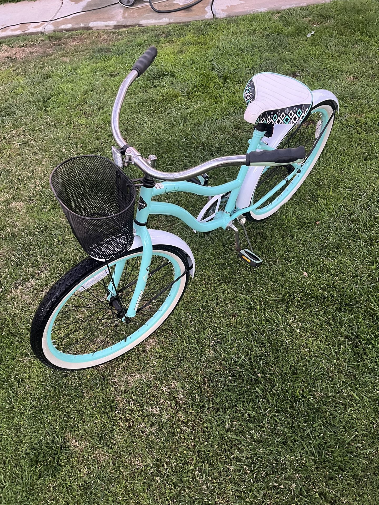 Huffy Summerland 24” Cruiser