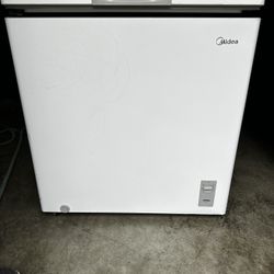 Midea Deep freezer 