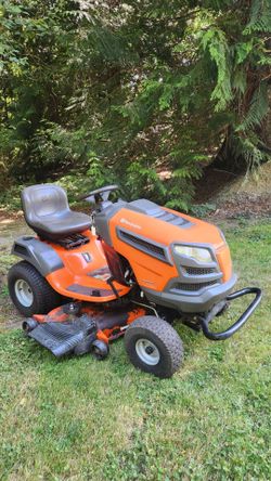 Husqvarna Riding lawnmower