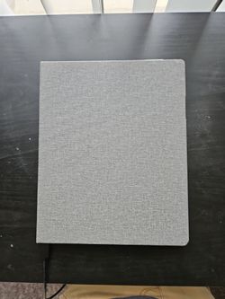 Remarkable 2 w/ Folio and pen