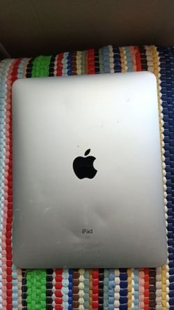 Ipad for parts or repair ( selling as is) it is locked /iPad para piezas o reparación (se vende tal cual), está bloqueado.