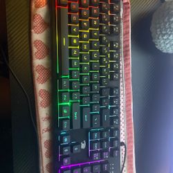Gaming keyboard 