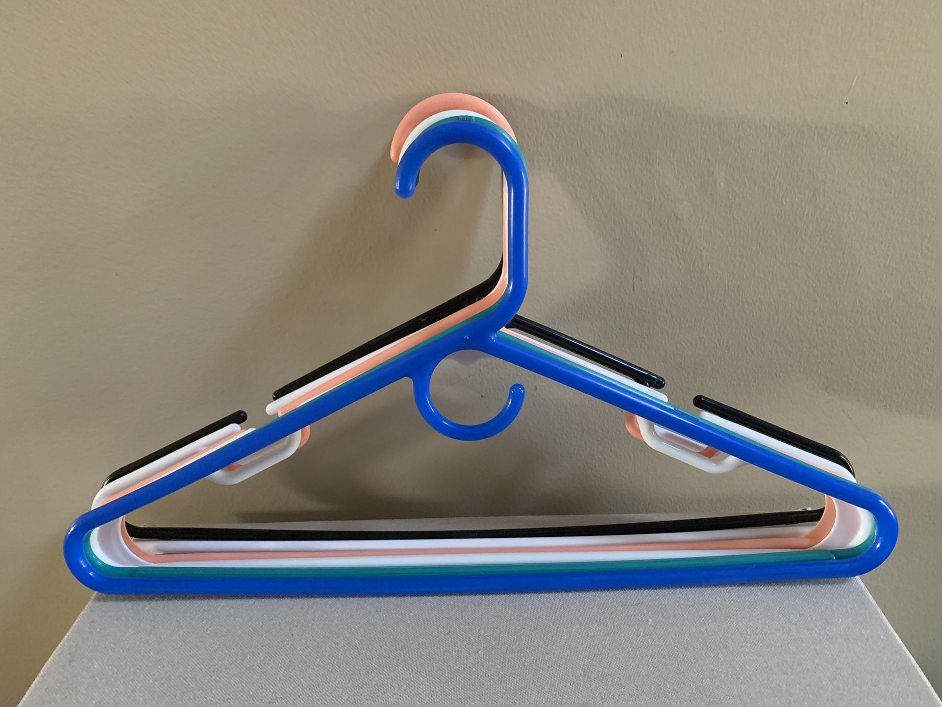 6 Clothes Hangers (1 Heavy Duty & 5 Regular)
