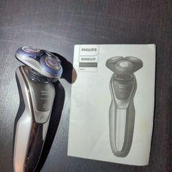 Philips Norelco Shaver 6540