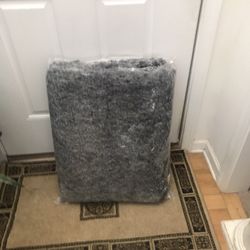 Brand new Never Used X Large Dog’s Bed That’s Very Soft And Nice.  