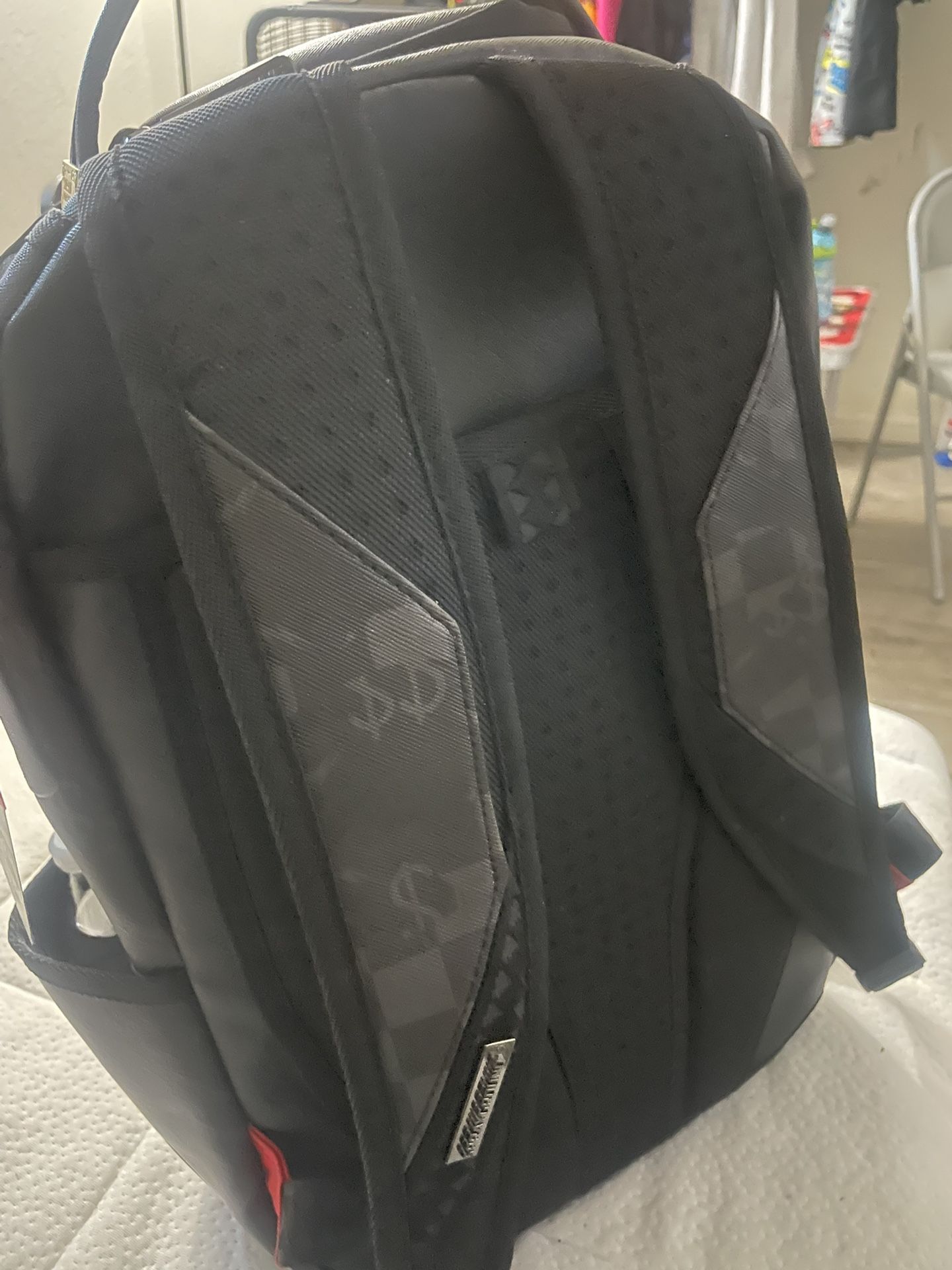 Black Spray Ground Limited Edition