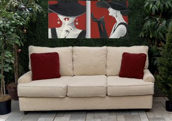 (Free Delivery 🚚) Linen Cream Couch 