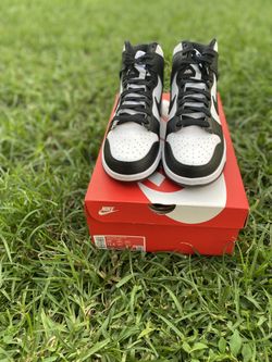 Mens Nike Dunk High “Panda”