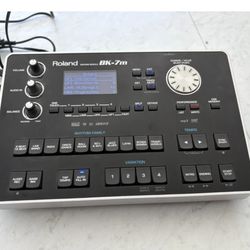 Roland BK-7M