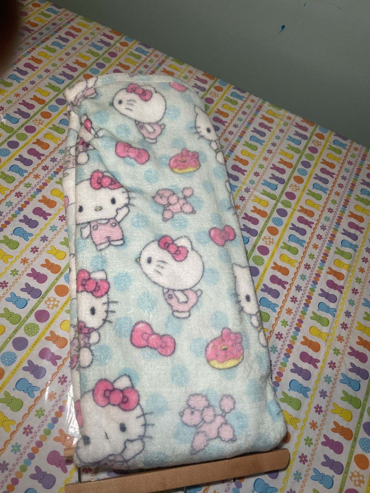 Hello Kitty Blanket