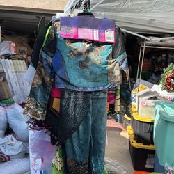 costumes